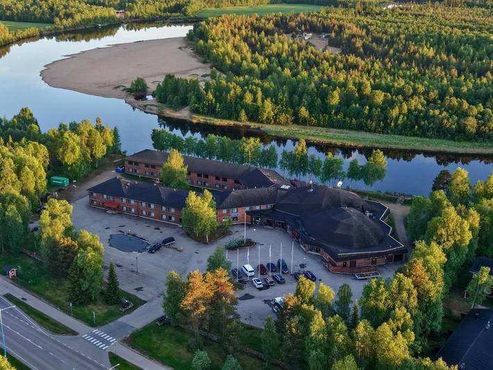 Hôtel pour 2 personnes, avec Terrasse ainsi que Piscine et Sauna à Ivalo