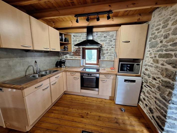 Location de vacances pour 5 personnes, avec vue et terrasse dans Chooz - 3