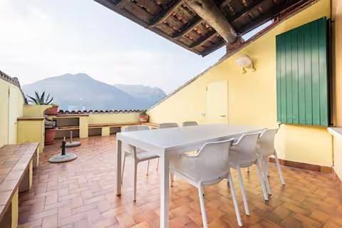 Ganze Wohnung, Baia dei Colori in Menzino, Monte Isola
