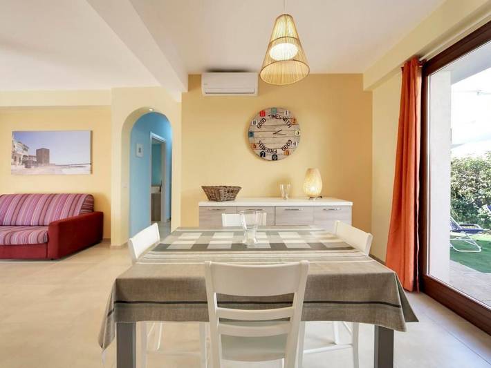 Gîte pour 6 personnes, avec jardin à Punta Secca - 4