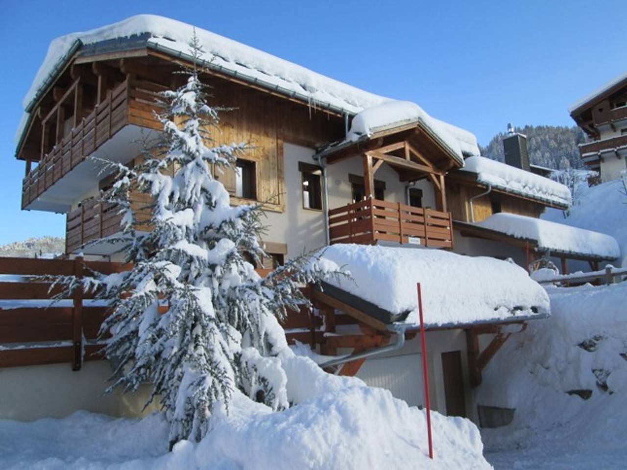 Ganze Wohnung, Charmante Wohnung an der Skipiste mit Pool und Parkplatz in Flumet, Albertville und Umgebung