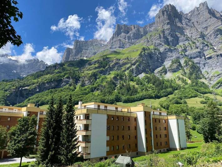 Hütte für 5 Personen, mit Balkon und Garten in Leukerbad