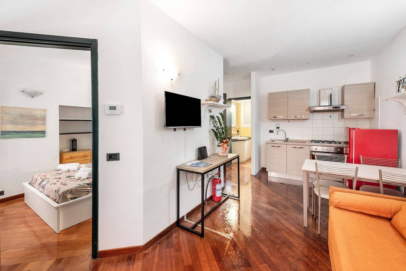 Entire apartment, Sea & Relax in Genoa Voltri – 2 Minutes from the Beach in Ponente (Genova), Genoa
