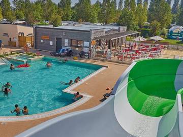 Camping pour 6 personnes, avec bassin pour enfant dans Basse-Normandie