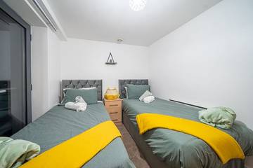 Apartment for 6 People in Huddersfield, West Yorkshire, Photo 4