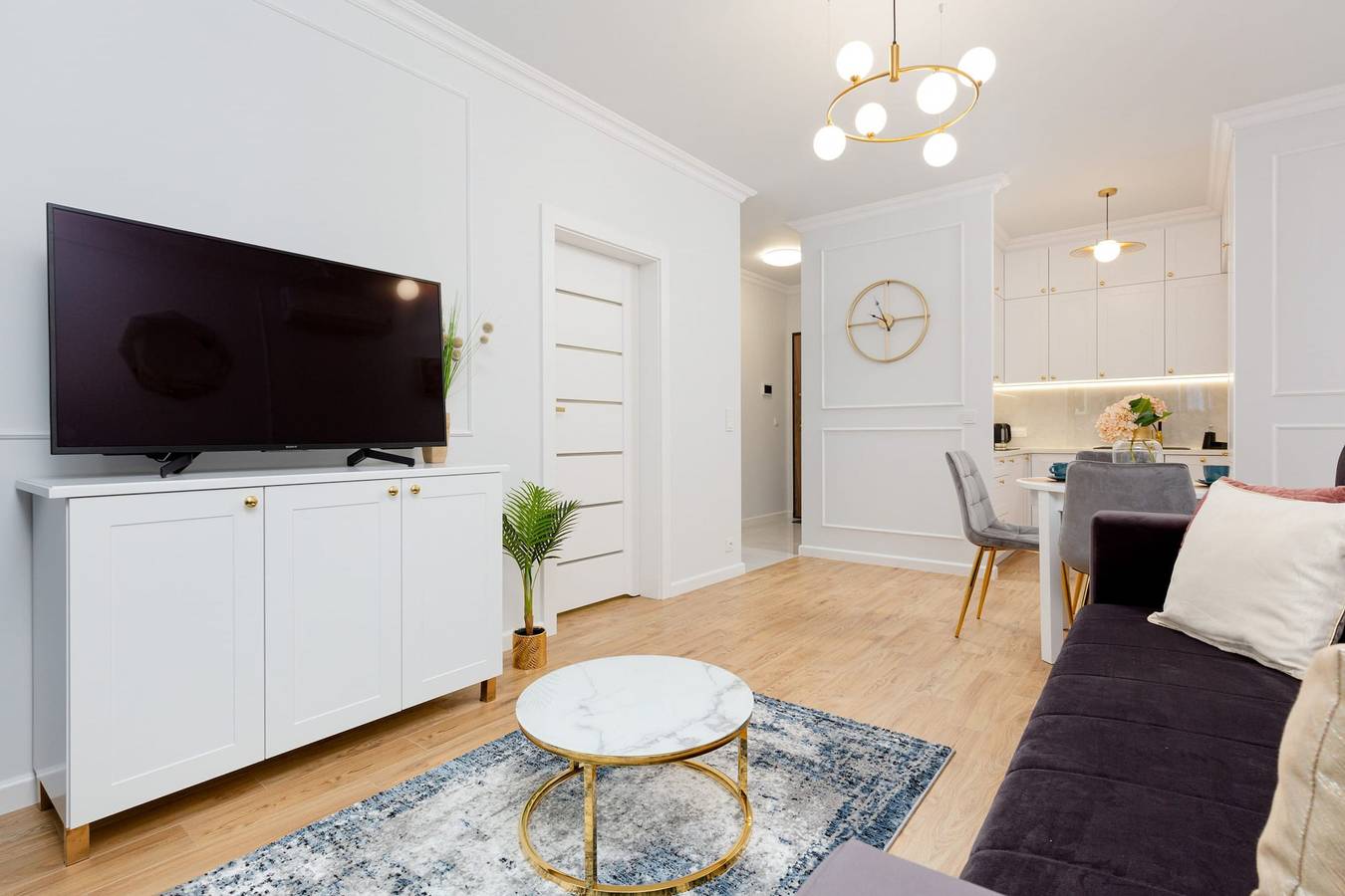 Entire apartment, Ogrodowa 31 35 Prestige Apartment Parking in Warsaw, Masovia