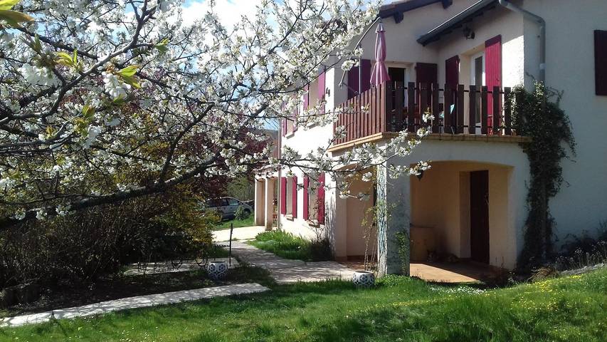 Chambre d’hôte pour 5 personnes, avec jardin en Haute-Loire - 2