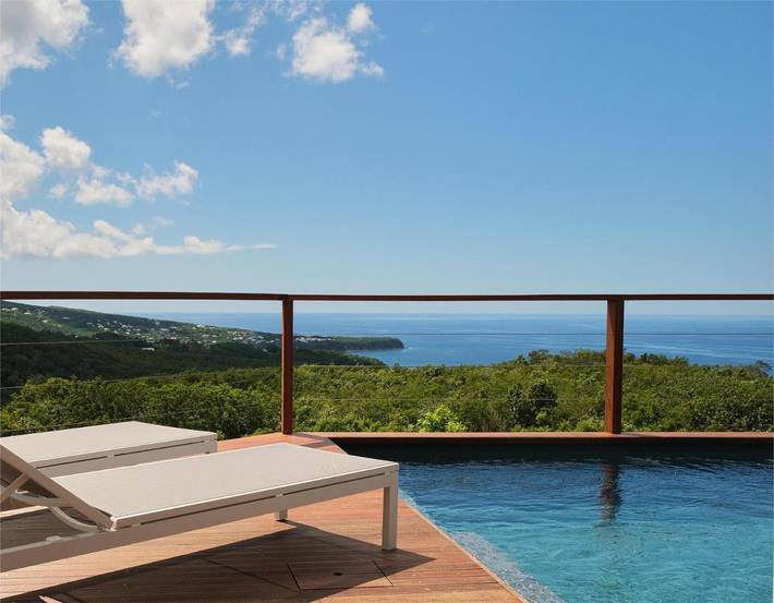 Villa pour 7 personnes, avec jardin ainsi que piscine et vue, animaux acceptés à Deshaies