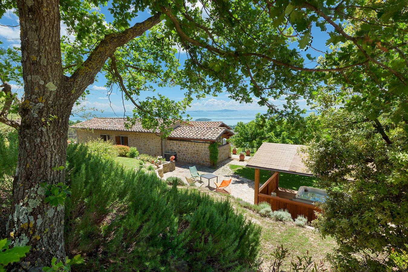 Agriturismo per 10 Persone in Tuoro sul Trasimeno, Lago Trasimeno