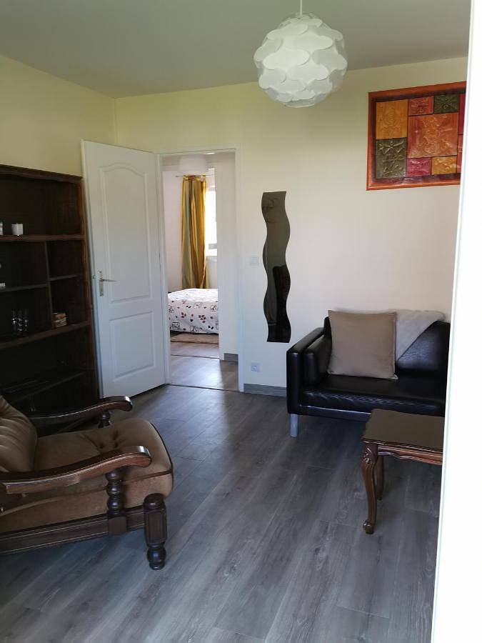 Location de vacances pour 2 personnes, avec jardin et terrasse, animaux acceptés à Le Taillan-Médoc - 3