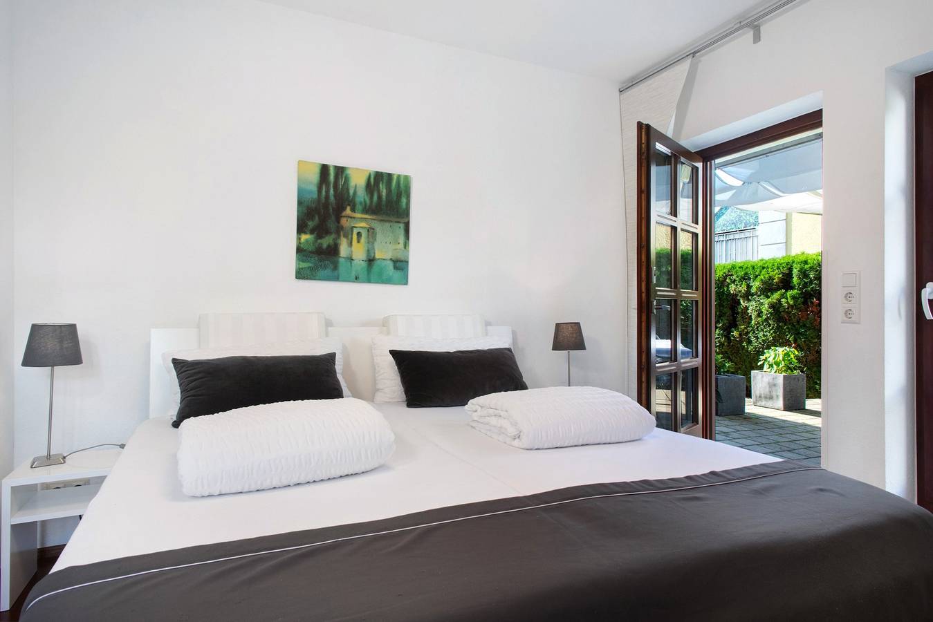 Apartamento entero, Apartamento 'Ferienwohnung Whg 2' con terraza privada, jardín privado y Wi-Fi in Kressbronn, Region Bodensee-Oberschwaben