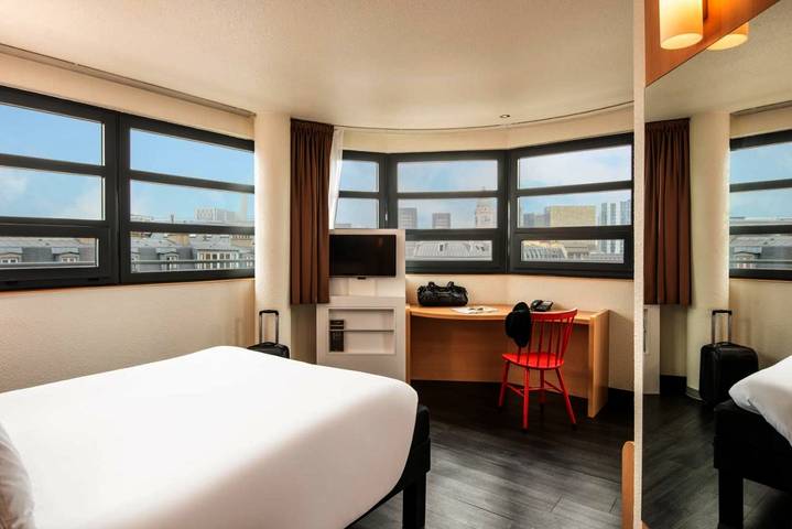 Hôtel pour 2 personnes, animaux acceptés dans Gare De Diou - 2