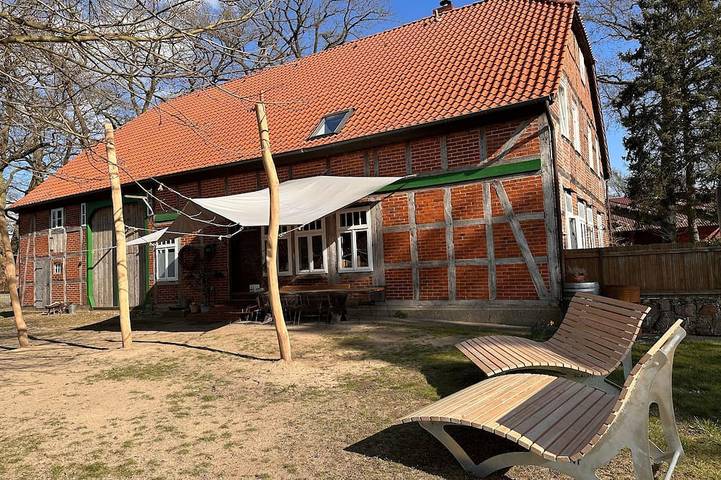 Ferienhaus für 11 Personen, mit Garten