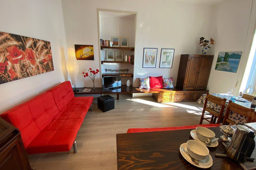 Ganze Wohnung, Gardenia apartment in Oggebbio with lake view in Oggebbio, Oggebbio Gemeinde