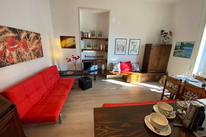 Ganze Wohnung, Gardenia apartment in Oggebbio with lake view in Oggebbio, Oggebbio Gemeinde