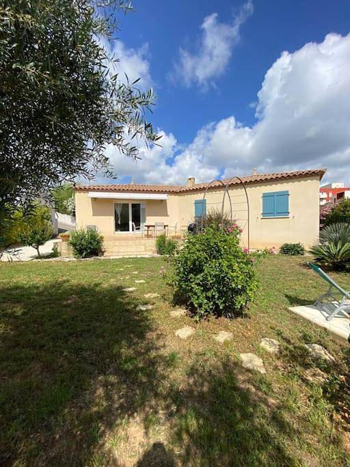Location de vacances pour 6 personnes, avec piscine ainsi que jardin et terrasse à Juvignac - 2