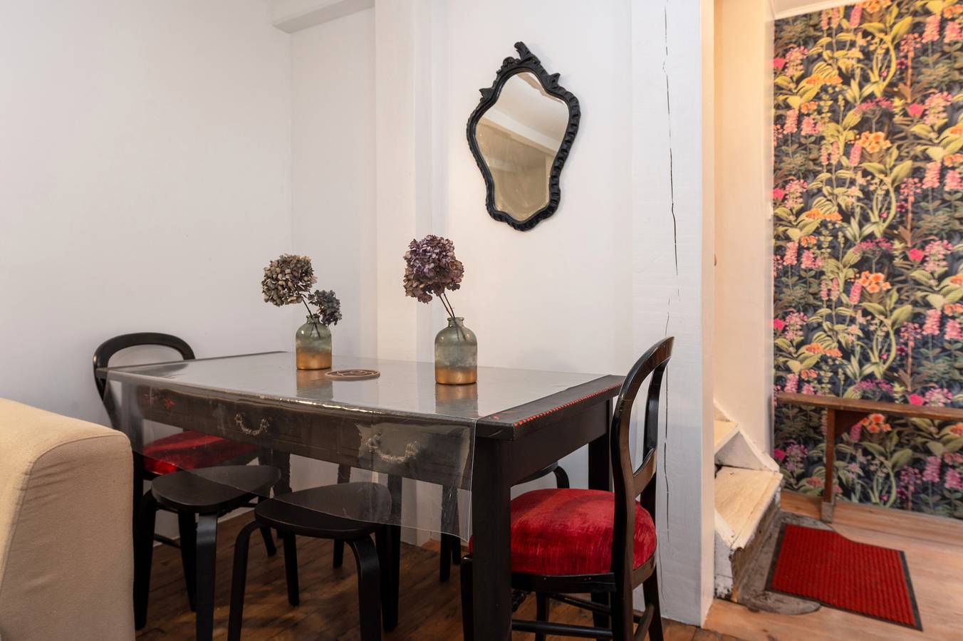 Ferienhaus 'Gite Du Canal Josselin' mit privater Terrasse, Glasfaser-Internet in Josselin, Pontivy und Umgebung