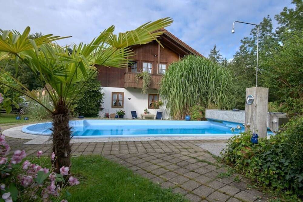 Ganze Wohnung, Haus Mona Ferienwohnung 2 in Bad Heilbrunn, Tölzer Land