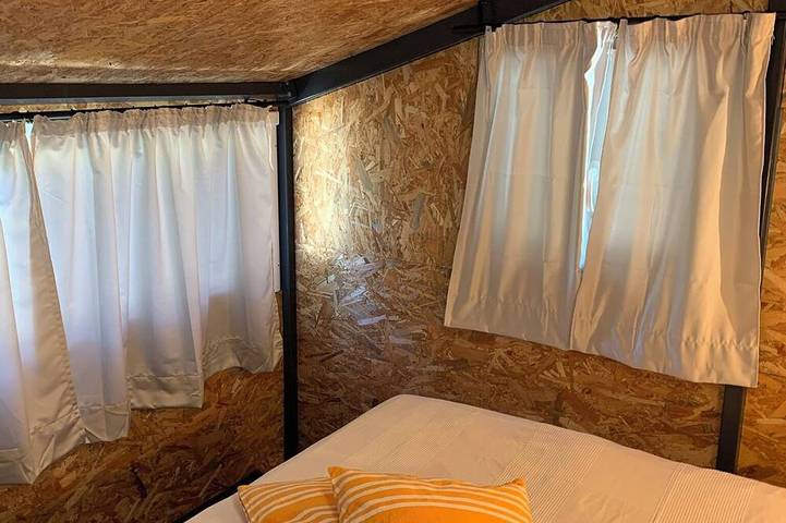 Gîte pour 4 personnes, avec terrasse et jardin à Siran - 3