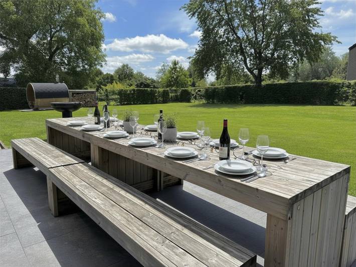 Gemütliches Familienhaus mit Pool und Sauna in Gesves, Region Namur