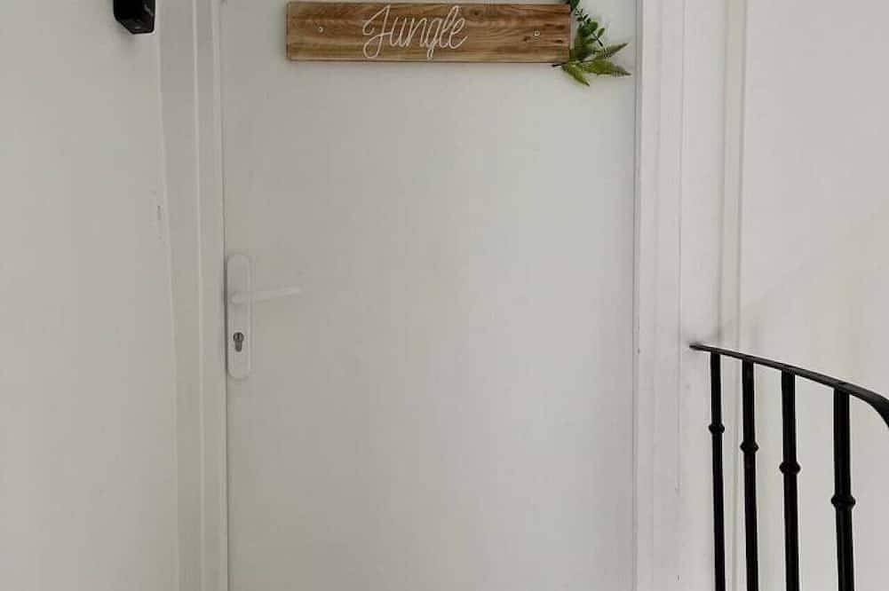 Entire apartment, Jungle palace apartment with jacuzzi 15 minutes from Disneyland in Nanteuil-lès-Meaux, Seine-et-Marne