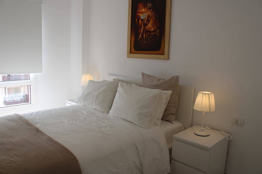 Entire apartment, Apartment with spectacular terrace overlooking the sea in Los Cancajos, La Palma South