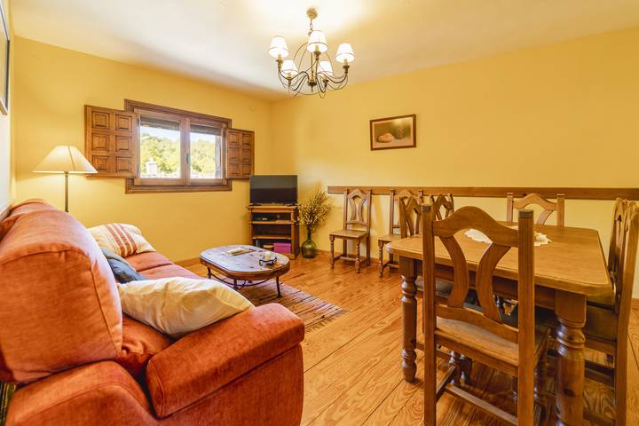 Casa rural para 9 personas, Se admiten mascotas en Sierra de la Demanda - 3