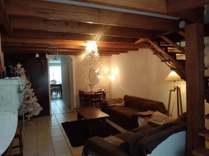 Gîte pour 6 personnes, avec balcon dans Sivry-la-Perche