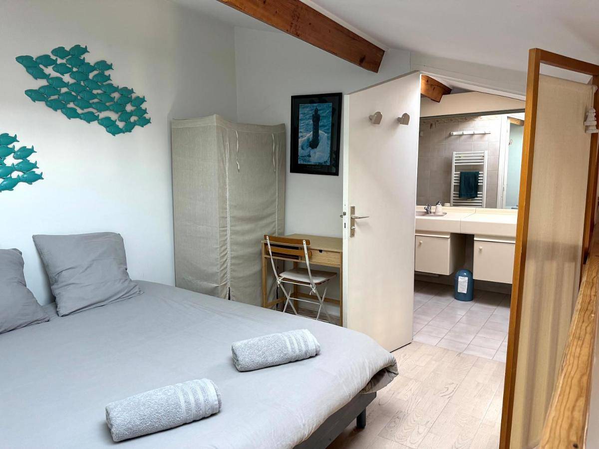 Appartement entier, ღ Atgier - Au cœur du port, Spacieux et Wifi in Saint-Martin-de-Ré, Île de Ré