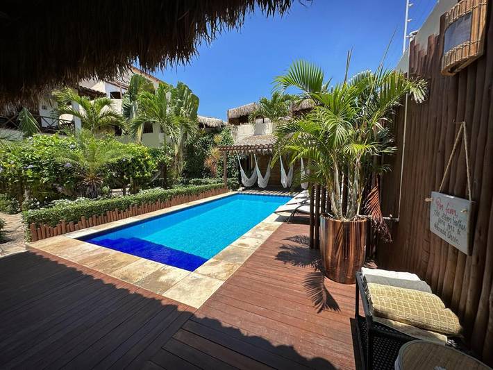 Pousadas para 2 pessoas, com jardim e balcão e ainda piscina em Paracuru