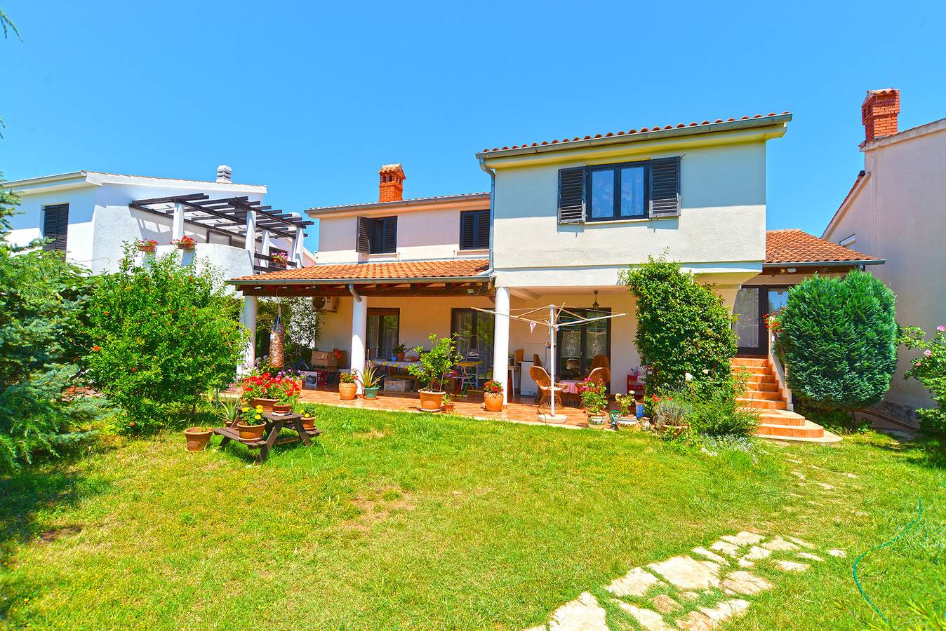 Ganze Wohnung, Ferienwohnung für 2 Personen mit Balkon in Banjole, Südküste Istrien