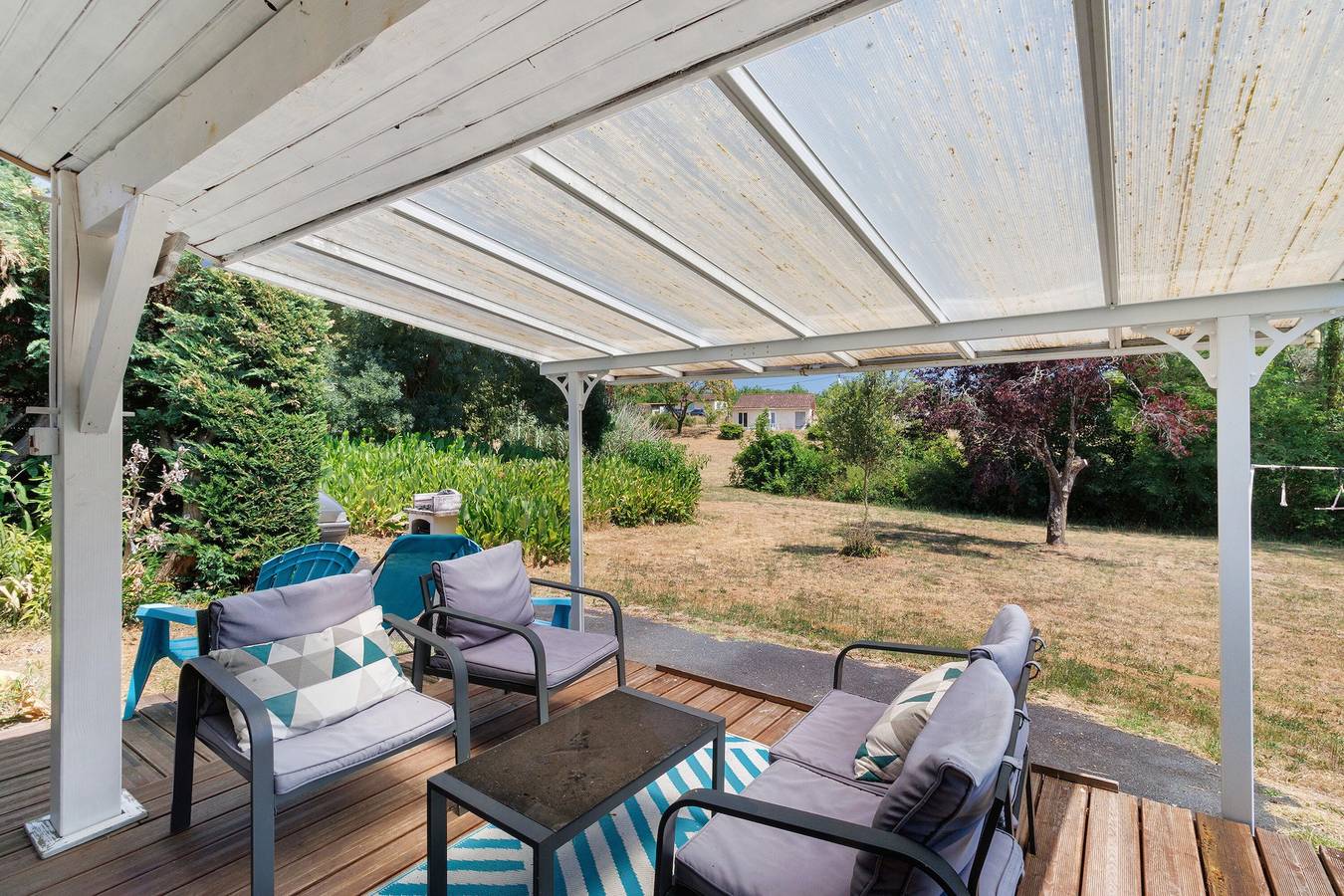 Maison de vacances 'Au Relax N°10' avec piscine et terrasse partagées in Saint-Crépin-et-Carlucet, Périgord Noir