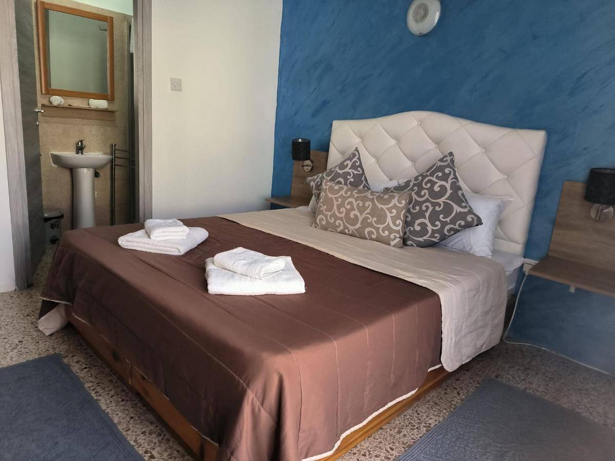 Single Room with Private Bathroom in St. Paul's Bay, Île de Malte
