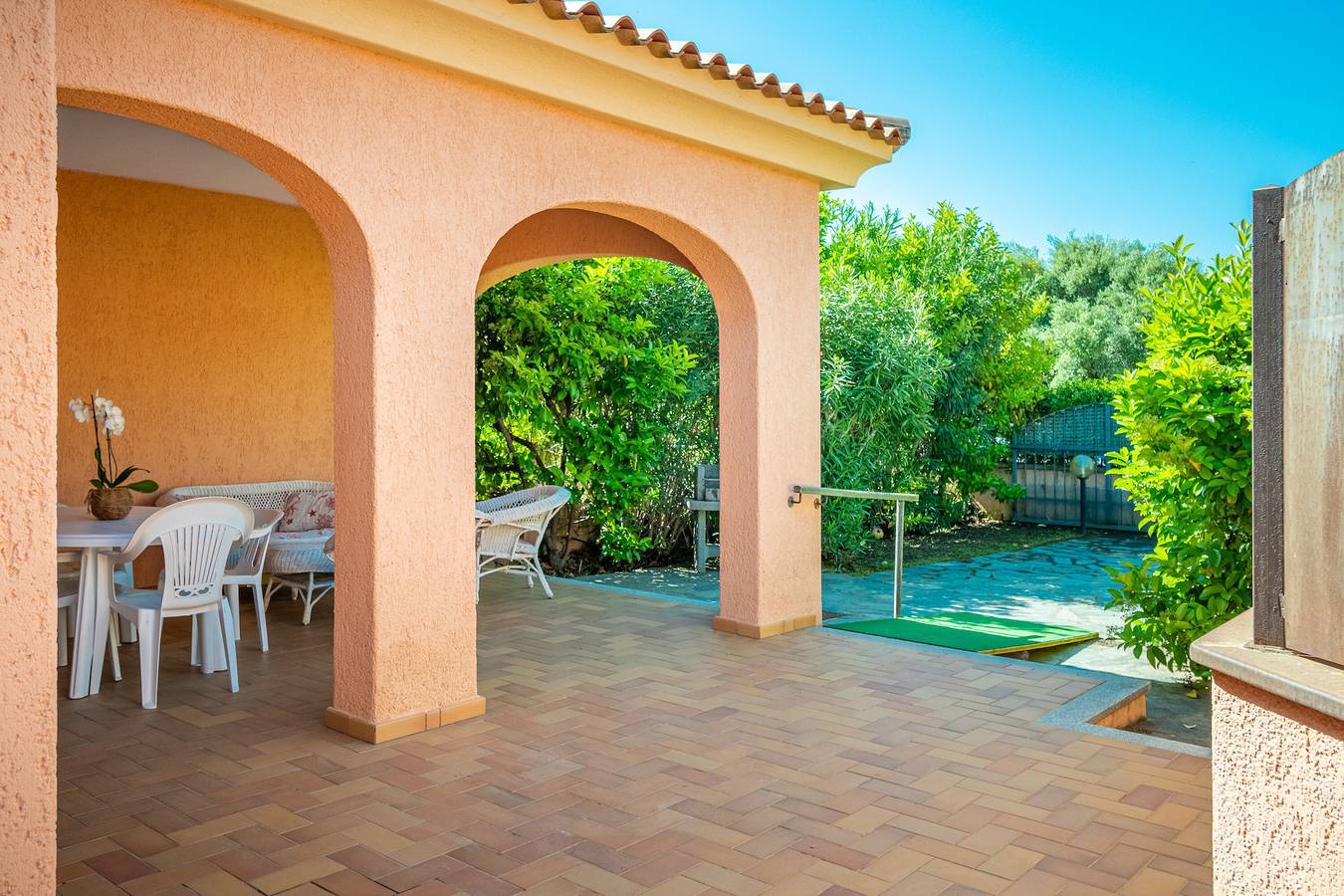 Ferienhaus 'Villetta Bifamiliare 2' mit Wlan, Klimaanlage, Terrasse und Garten in San Teodoro, Olbia-Tempio