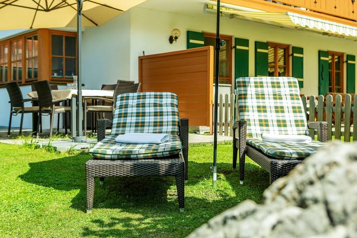 Ferienwohnung für 5 Personen, mit Balkon und Terrasse sowie Garten und Sauna im Chiemgau - 3