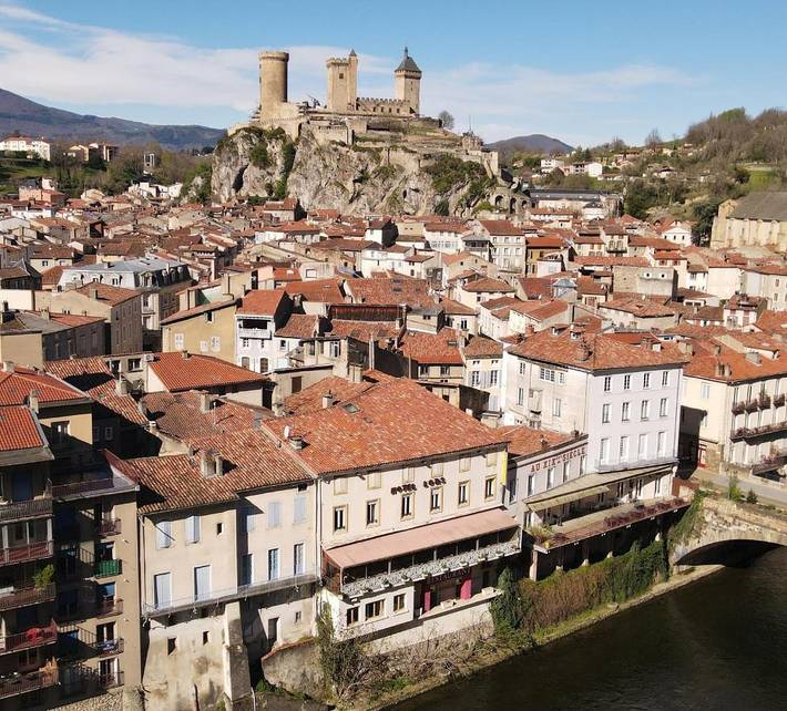 Hôtel pour 4 personnes, avec Terrasse à Foix