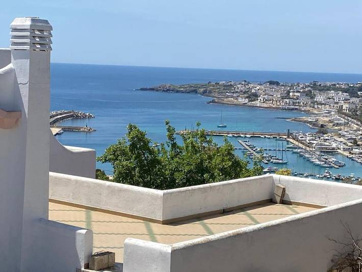 Villa con piscina per 5 persone, con Balcone e Terrazza nonché Giardino e Piscina a Leuca