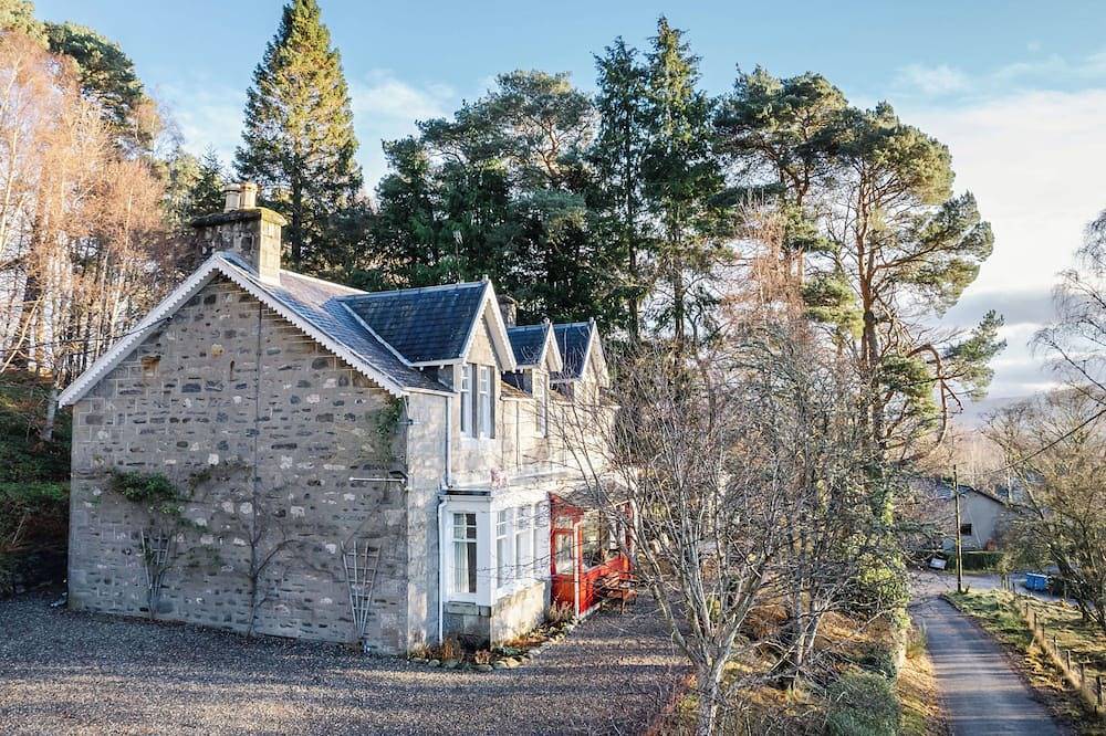 Netherwood in Newtonmore, Highlands