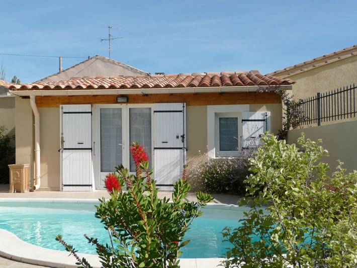 Chambre d’hôte pour 2 personnes, avec jardin et piscine