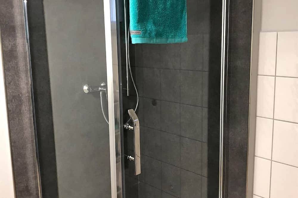 Ganze Wohnung, Fewo \"Bachs Ferienglück\" - Appartement/Fewo, Dusche, Wc, 1 Schlafraum in Emmelshausen, Hunsrück