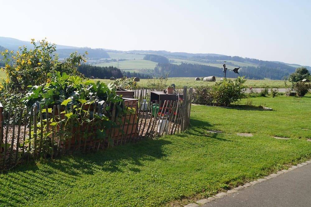 Ganze Wohnung, Ferienwohnung Hof Lamberty - 2-Bett-Ferienwohnung, Bad/Wc für 2 bis 5 Personen in Prüm, Naturpark Hohes Venn-Eifel