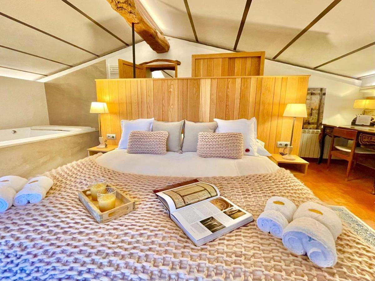 Masia de Queralt Luxury Casa Rural Spa y Vistas in Plans d'El Sió, Provincia de Lleida