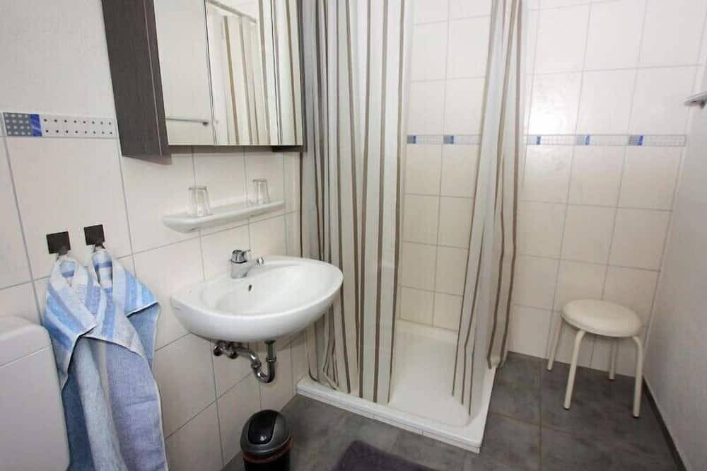 Geheel appartement, Appartement 1, 33 m², 1 woon / slaapkamer max. 2 personen in Bad Bellingen, Zuidelijk Zwarte Woud