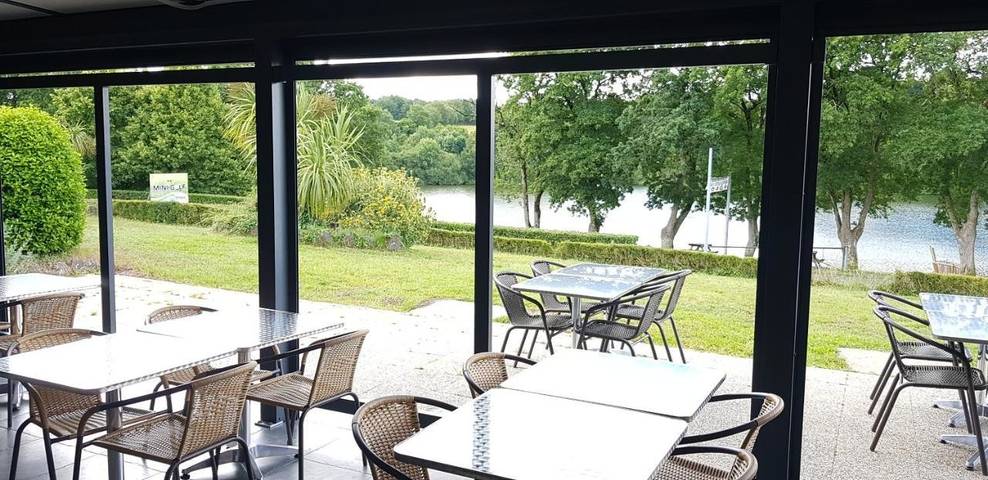 Location de vacances pour 4 personnes, avec vue et jardin à Apremont - 2