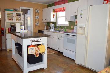 Glamping for 5 Guests in Blount County, Picture 4