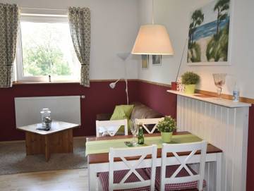 Ferienwohnung für 2 Personen, mit Garten und Terrasse in Blowatz