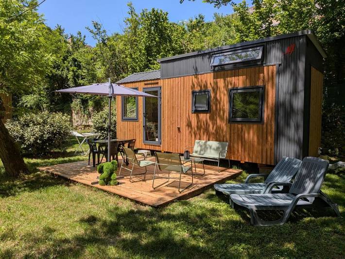 Camping pour 4 personnes, avec Terrasse et Jardin
