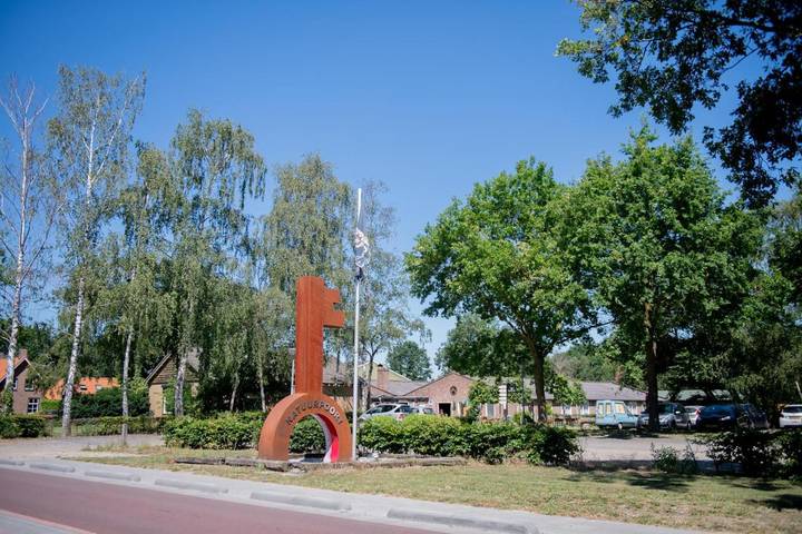 Hotel voor 2 personen, with Terras and Tuin as well as Uitzicht in Loon op Zand