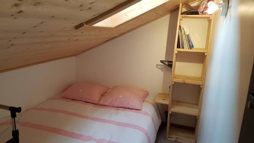 Gîte pour 2 personnes, avec vue ainsi que sauna et terrasse dans Office De Tourisme De Samoens - 2