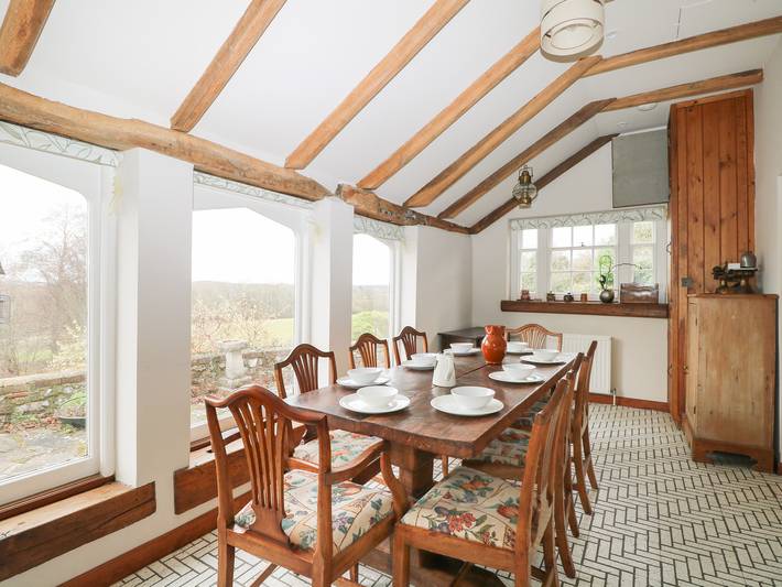 Paythorne Farmhouse in Fulking, West Sussex